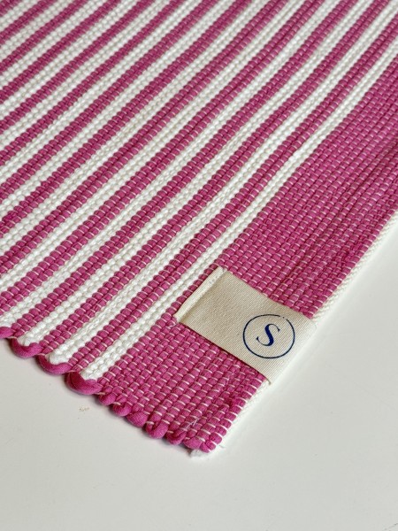 Aveiro pink placemat 2